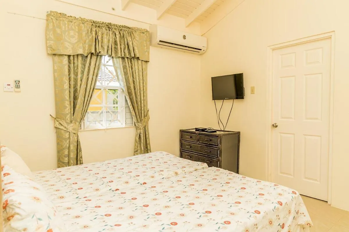 Elegant 2-Bedroom Villa at Drax Hall Resort - Ocho Rios Escape Semesterbostad